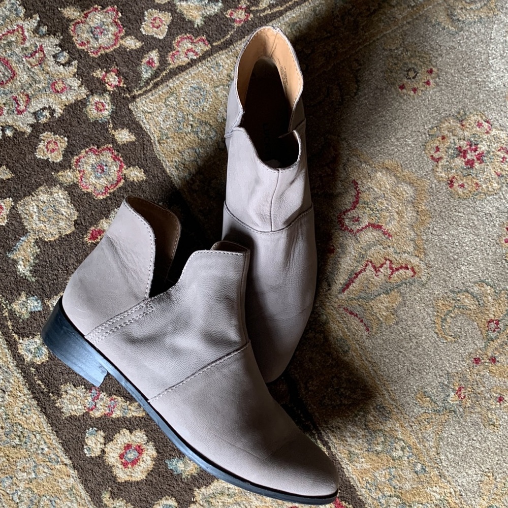 Darling Lucky Brand Booties - Picture 4 of 6